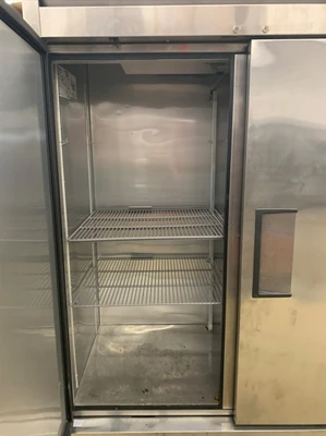 130-0047 True T-49-HC 54” 2 Door Self Contained Reach In Cooler Refrigerator