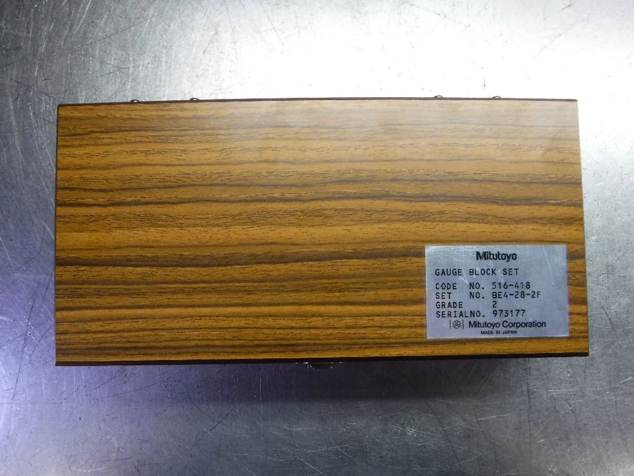 Mitutoyo 28 Piece Grade 2 Steel Square Gage Block Set 516-418 (LOC3686)