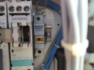 Full Voltage Non-Reversing MCC Bucket Size 2