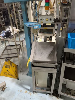 AD-4326A Scale W/ Stand