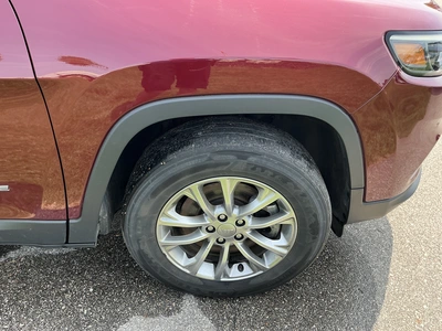 USED 2021 JEEP CHEROKEE