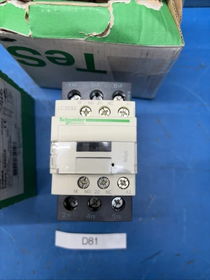 NEW Schneider Electric LC1D32F7