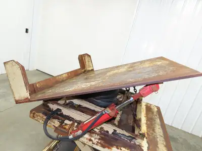 Pneumatic Lift Tilt Table Tote Tipper 2000lb 28° Degree 50x46" Top
