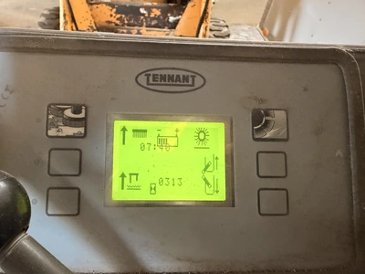 Used TENNANT 8300 Sweepers Michigan US | Miedema Asset Management Group #1424217