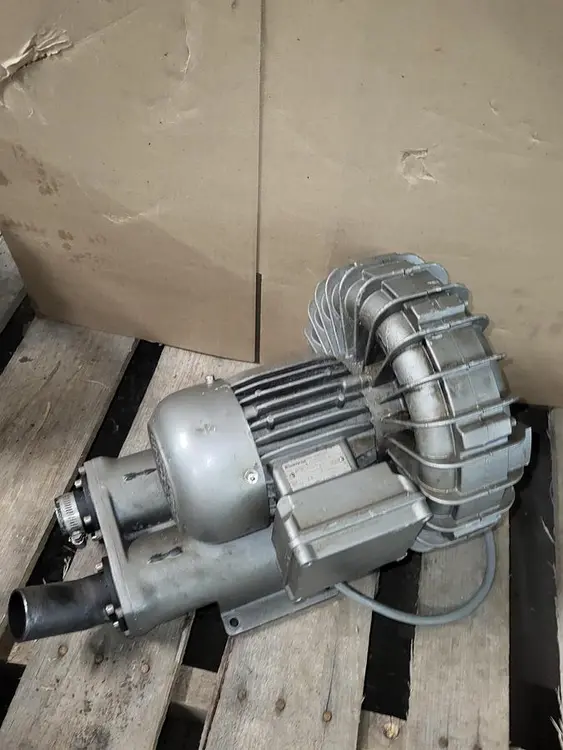 Used ELEKTROR ELEKTROR 3520 BLOWER 230/460 V Blowers Michigan US | ND Industrial Surplus #1226668