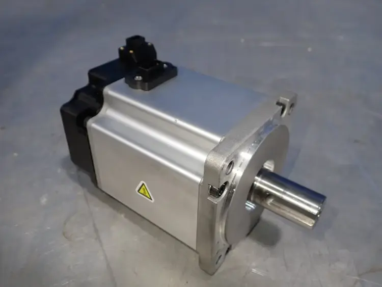 Used OMRON R88MK75030TS2 Servo Motors | HGR 24 #730872