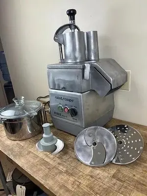 USED ROBOT COUPE R502E