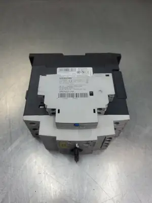 USED Siemens SIRUS 3RV1031-4EA10 Motor Starter Protector w/3RV1921-1M Module