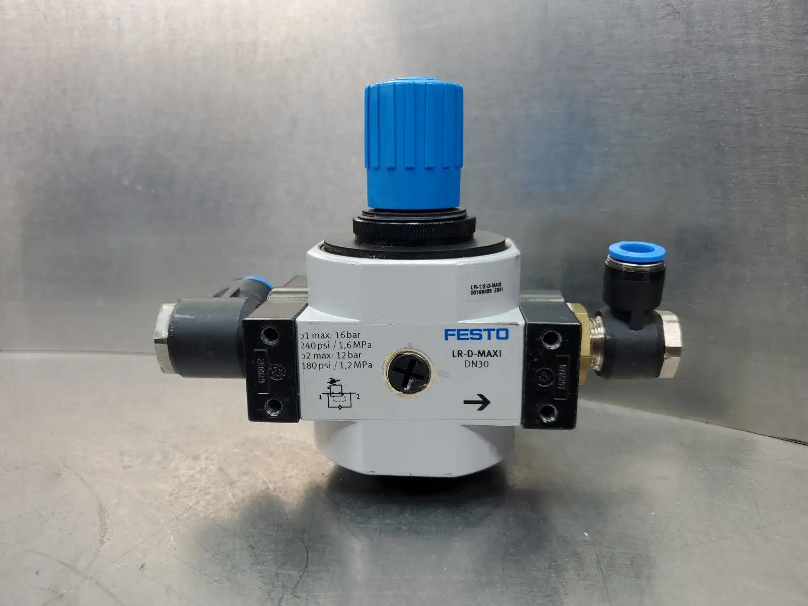 FESTO LR-1/2-D-MAXI 00186455 240PSI LR-D-MAXI DN 30 Control Valve. 6D-11