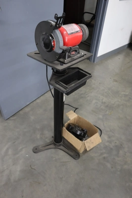 Used BAUER 6" GRINDER Pedestal Type Grinders (Double End) Minnesota US | Machinesused.com #1377521