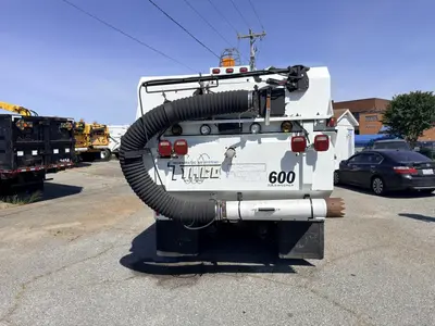 Used 2001 INTERNATIONAL 4700 Dump trucks North Carolina US | Levan Equipment #1545589