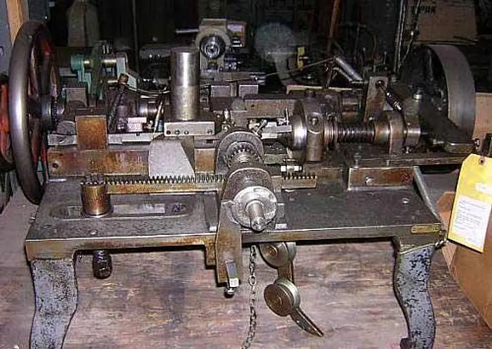 3191 Clover Large Curb Style Chain Machine, Tooled for Cable Chain