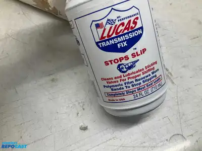 Lot of (9) bottles of Lucas 24oz transmission fix