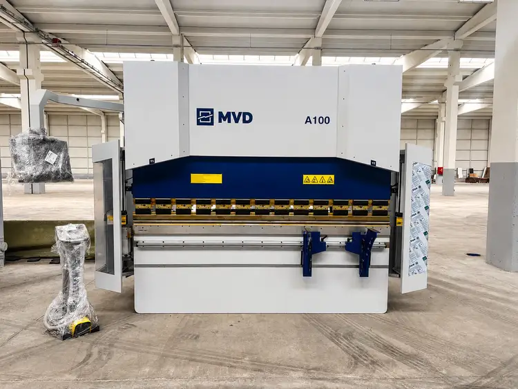 New | in-Stock 2026 MVD A100-2600 Press Brakes British Columbia CA | Lenmark #1424584