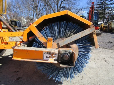 Used 2014 ROSCO SWEEP PRO Street Sweeper New York US | Abele Tractor #1343161