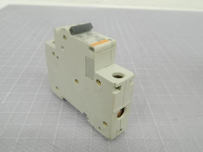 Used MERLIN GERIN _UNKNOWN_ Circuit Breakers Texas US | OCO Industrial #1676665