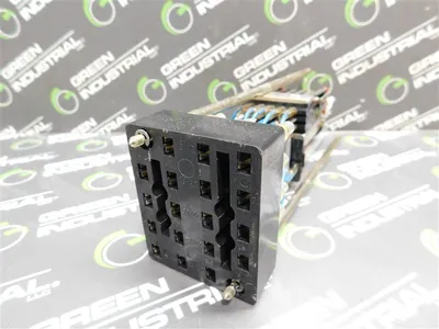 Fuji Electric DRHHB1CA Control Relay Coil Rating DC120-125V Mfd. April 1981 Used
