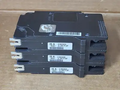 NEW SQUARE D EDB34015