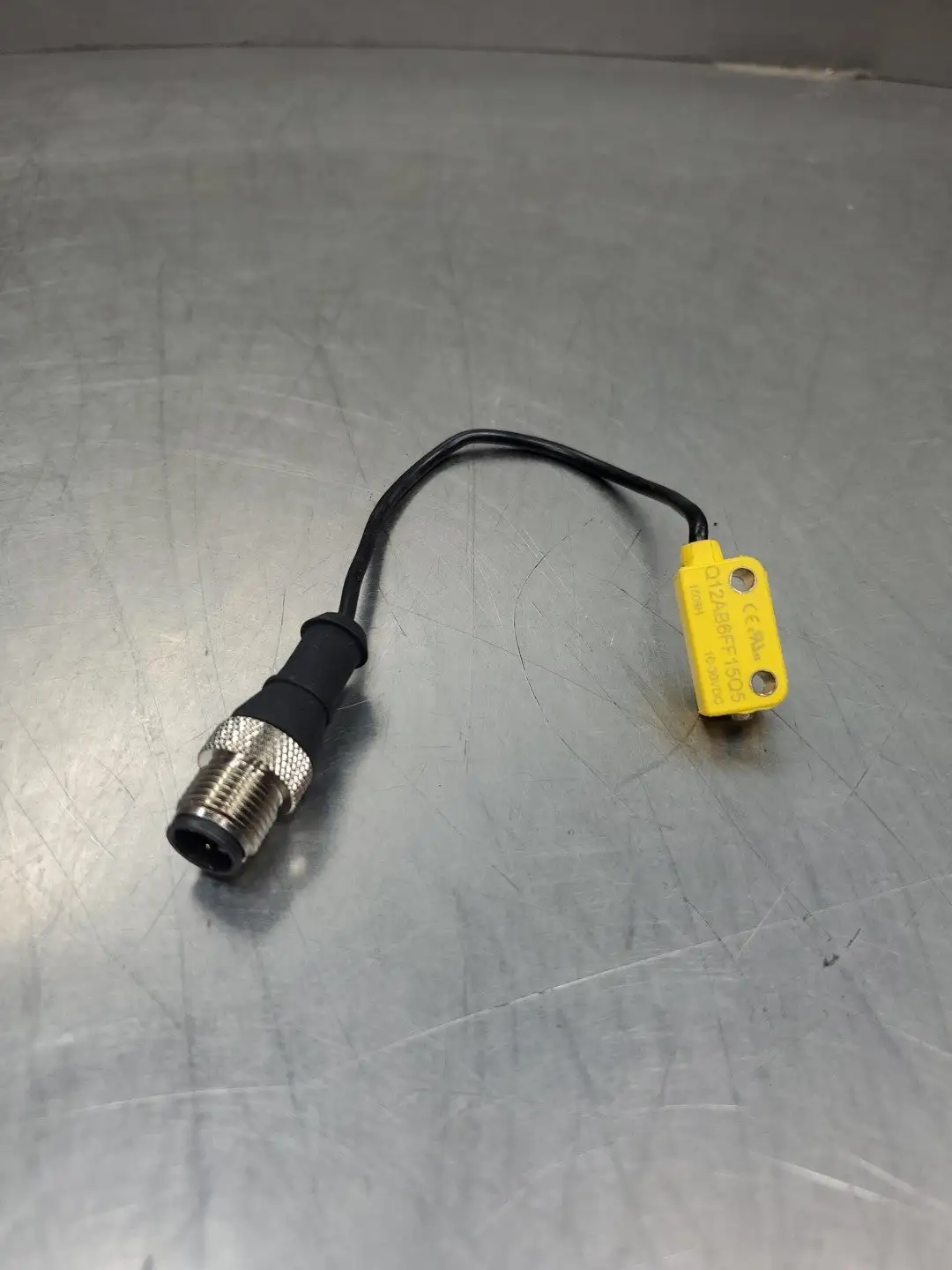 Banner Q12AB6FF15Q5 (1508H) Photoelectric Sensor. 5E-2/1