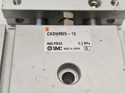 CXSWM25-10 | SMC  Guided Cylinder Dual Rod Slide Bearing 25mm Bore 10mm Stroke - Used