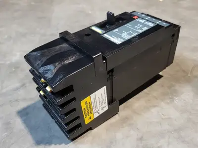 NEW SQUARE D HDA261001