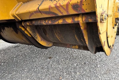 Used 2011 WEILER E2850 Asphalt Pavers California US | Mittry Construction #1363529