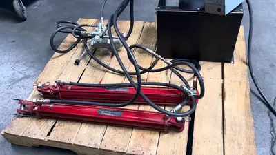 Hydroline Rockford 2.5” Bore x 24” Stroke Hydraulic Cylinder 2500 psi