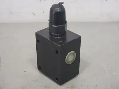 NEW REXROTH DBDS 10 G18/340B