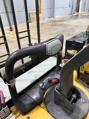 CATERPILLAR CAT / Towmotor 6,000Lb Electric Pallet Lifter Individual Machines | Midwest Machinery, LLC (8)