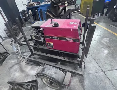 LINCOLN ELECTRIC RANGER 8 WELDERS, ARC | T.R. Wigglesworth Machinery Co. (1)