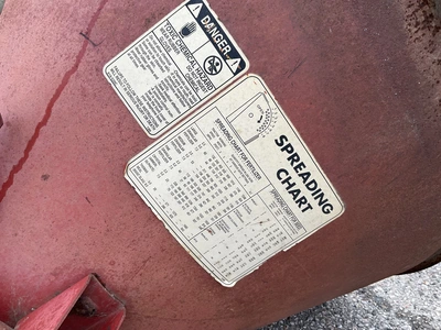 Used COSMO FERTILIZER SPREADER P 500 Broadcast Spreaders Michigan US | Miedema Asset Management Group #1579516