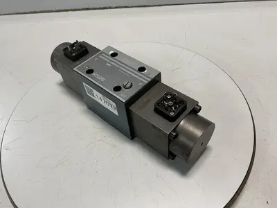 USED BOSCH 0 811 404 843