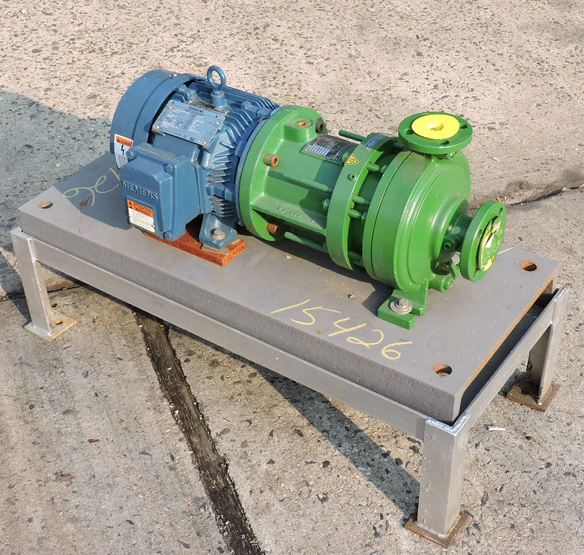 USED MAGNETICALLY DRIVEN PUMP BY DICKOW AMB H