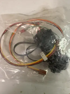 Used DOMINO DOMINO PD/SE CONNECTOR ASSY Industrial Controls Ohio US | Surplus Asset Holdings #1243489