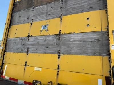 Used 2001 INTERNATIONAL 4900 4X2 Box trucks Indiana US | Miedema Asset Management Group #1414683
