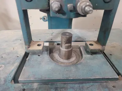 1968 WHITNEY JENSEN 32 Stamping Presses | MD Equipment Services LLC (4)