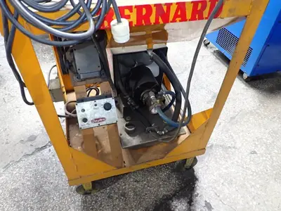 Bernard 1/4 Hp Wire Saw