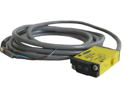 USED BANNER ENGINEERING SM2A312W MINI-BEAM