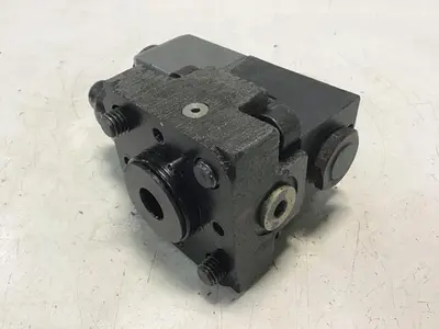 USED VICKERS DG4V-3-2AL-M-U-HL7-60
