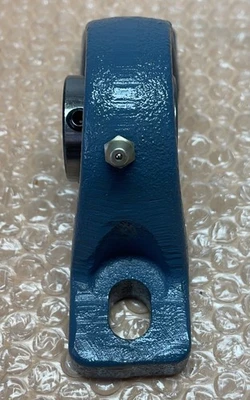 NEW AMI UCP205-16
