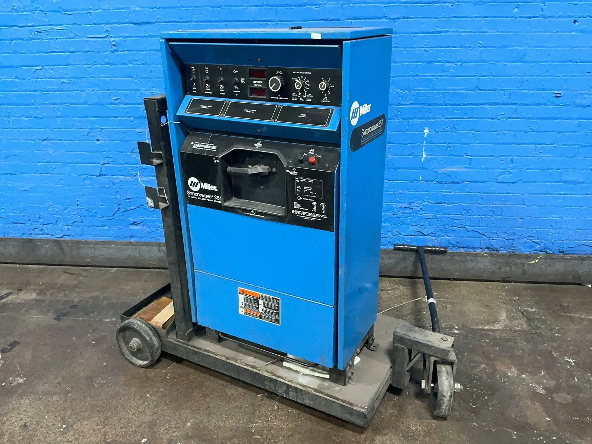 Used MILLER SYNCROWAVE 351 Tig Welders Ohio US | HGR 24 #1279321