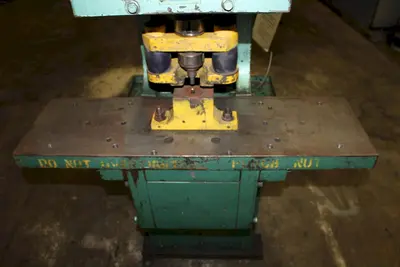 USED PIRAHNA P1165