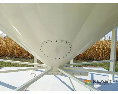Used MERIDIAN 1425 STANDARD - 3462 BUSHELS Hopper Bottom Silos Iowa US | Keast Enterprises #1360507