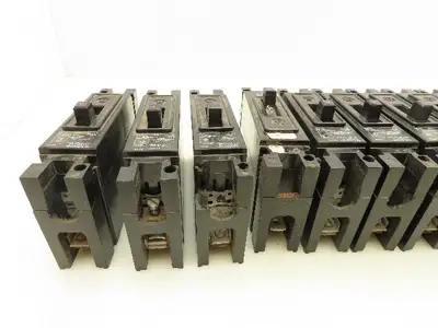 Westinghouse EB1020 Circuit Breaker 20A Single Pole 120V Lot of 13