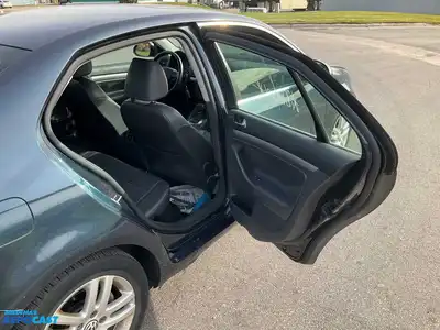 USED 2009 VOLKSWAGEN JETTA