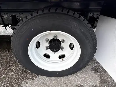 Used 2017 ISUZU NPR XD Reefer Trucks Florida US | Truck and Van Outlet #1509165