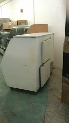 75-0227 Indufrial IVDC23-4 Self Contained Full Service Deli Case Cooler