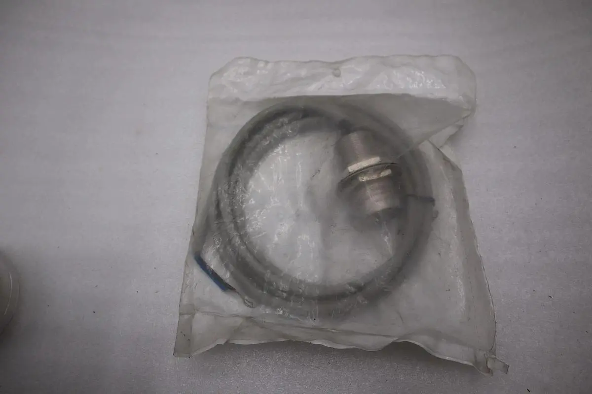 NEW For Allen Bradley 871TM-DH15NE30-A2 Proximity Switch sensor AB STK K3002CC