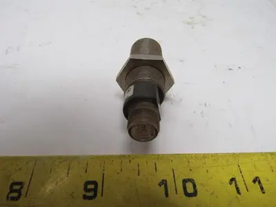 Baumer Electric IFRM 18P17A3/S14L Inductive Proximity Sensor 10-30VDC M18mm