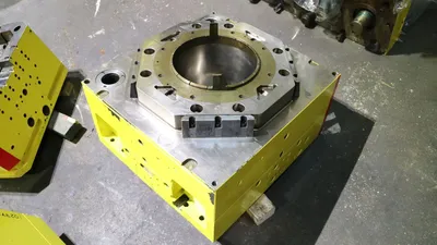 USED Top Grade Canada 20 L Molds